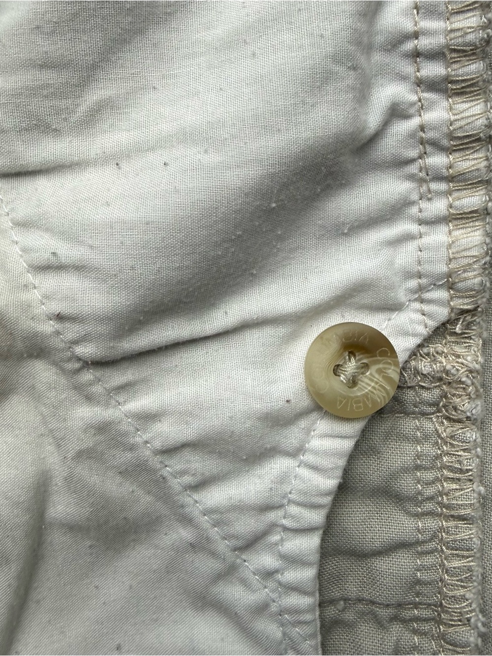 Men’s Columbia Light Beige Casual Shorts - Picture 6 of 16